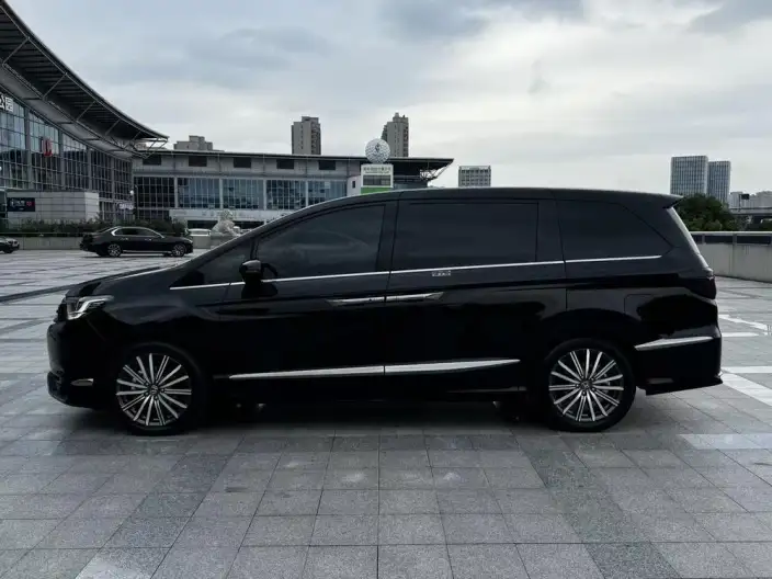 Honda Elysion 2022 Model 2.0L Hybrid Deluxe Edition