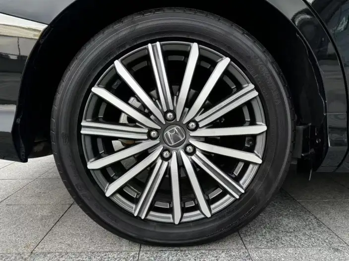 Honda Elysion 2022 Model 2.0L Hybrid Deluxe Edition – фото 8