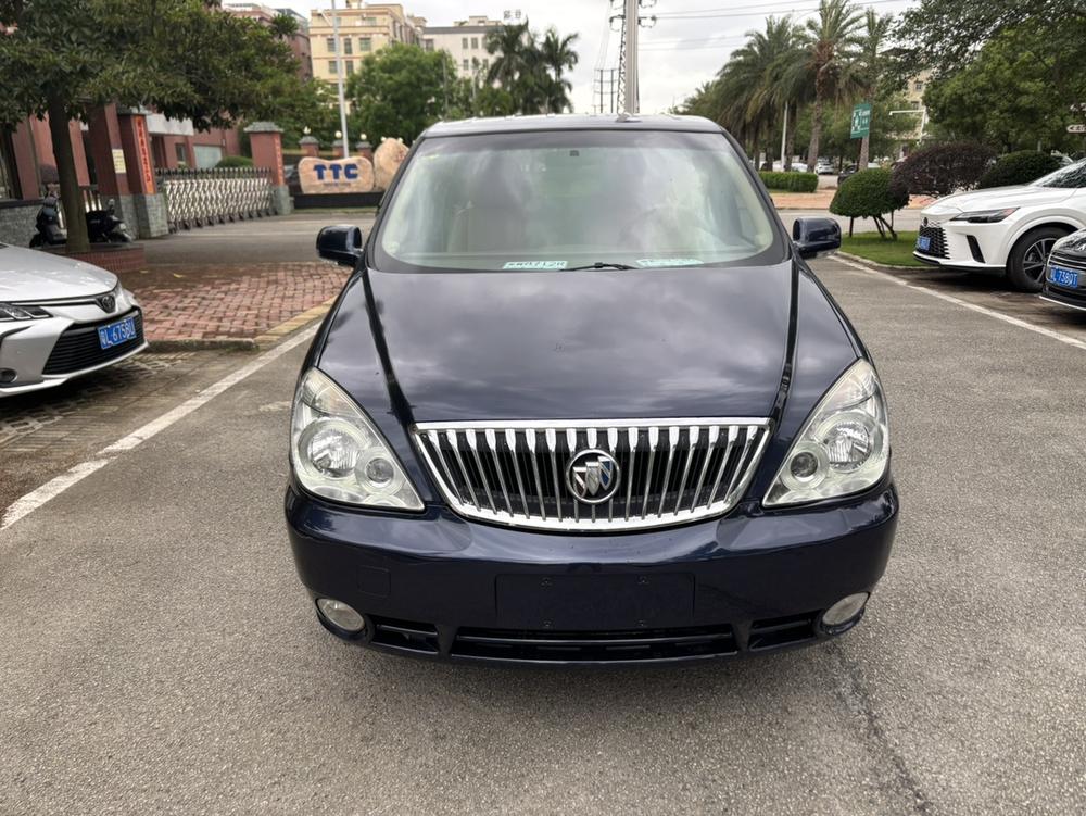 Buick GL8 2014 2.4L Classic – фото 2