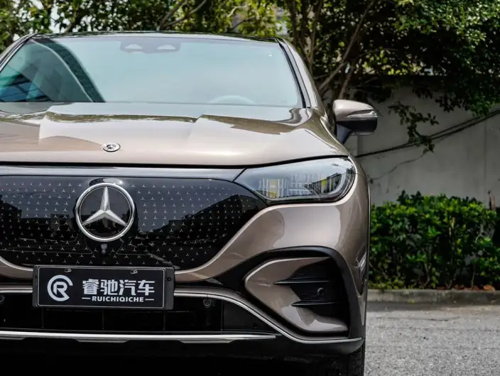 Mercedes-Benz EQE SUV 2023 Model EQE SUV 350 4MATIC Deluxe Edition – фото 10