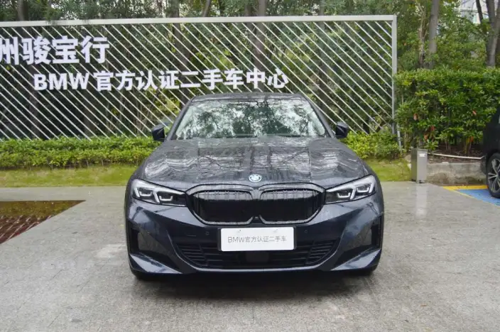 BMW i3 2025 Model eDrive35L – фото 2