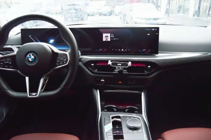 BMW i3 2025 Model eDrive35L – фото 8