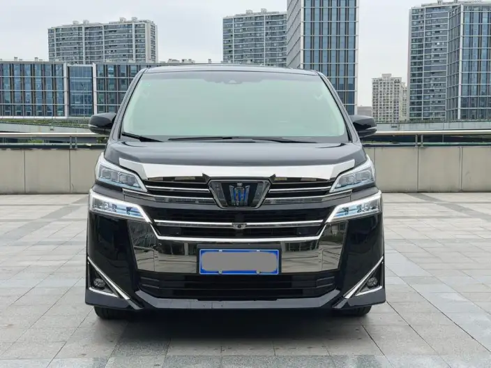 Vellfire 2021 Model Toyota Crown Hybrid 2.5L HV Premium Edition
