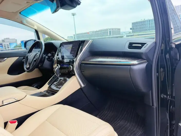 Vellfire 2021 Model Toyota Crown Hybrid 2.5L HV Premium Edition – фото 9