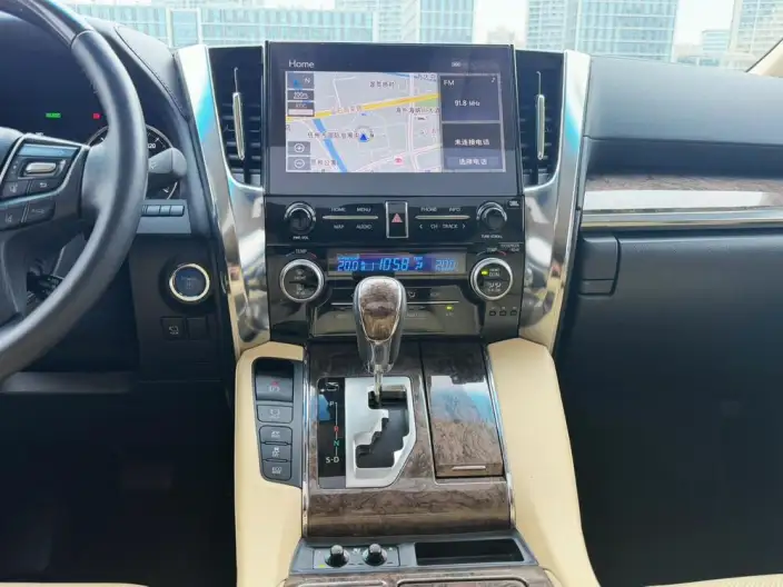 Vellfire 2021 Model Toyota Crown Hybrid 2.5L HV Premium Edition – фото 10