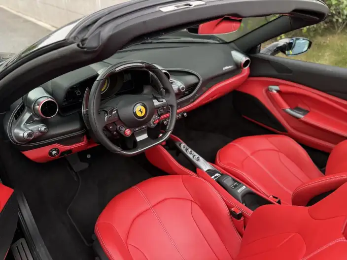 Ferrari F8 2020 Model Spider 3.9T V8 – фото 8