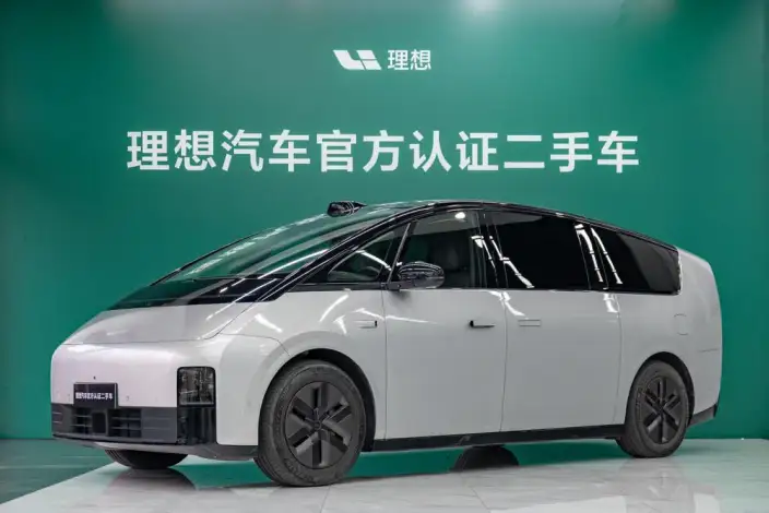 Li Auto MEGA 2024 Model Ultra Edition