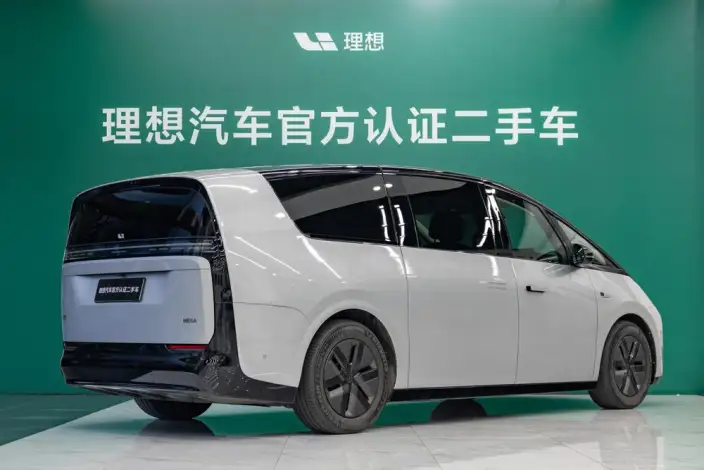 Li Auto MEGA 2024 Model Ultra Edition