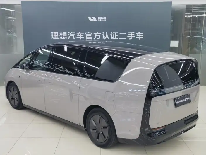 Li Auto MEGA 2024 Model Ultra Edition