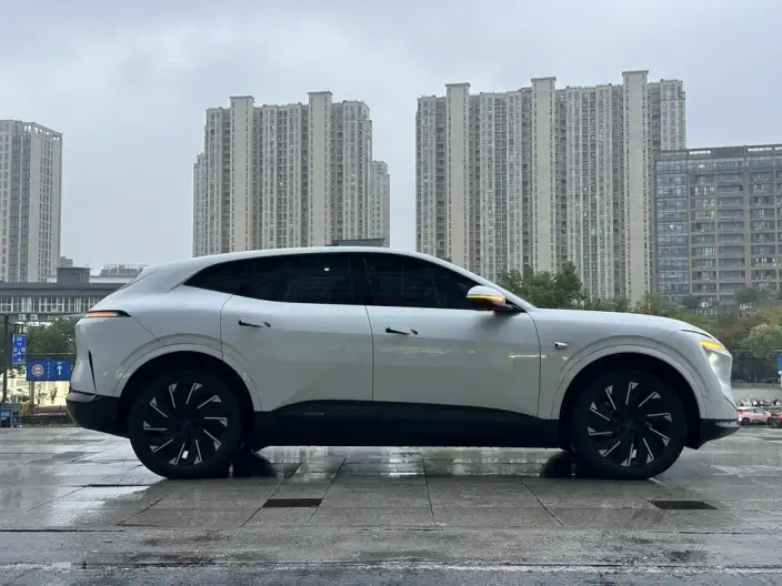 Avatr 07 2024 Model Pro Rear Drive EV Edition – фото 6