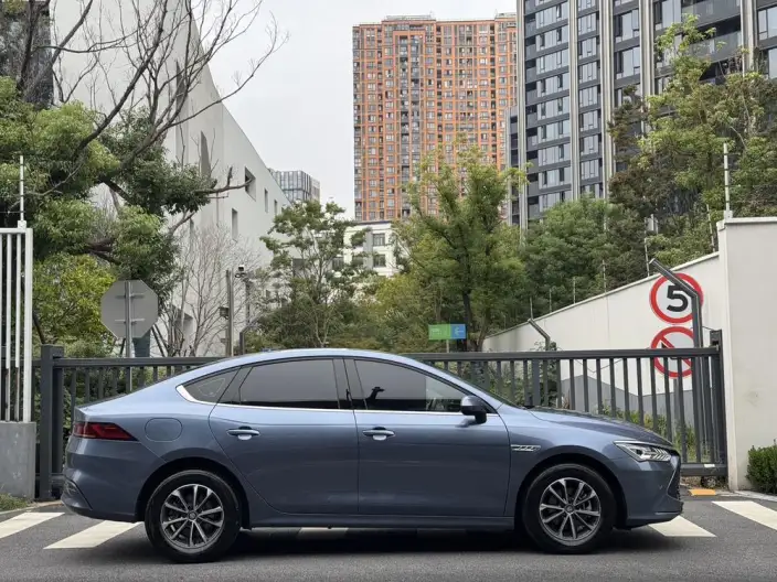BYD Qin PLUS DM 2024 Model Honor Edition DM-i 55KM Leading Model – фото 8