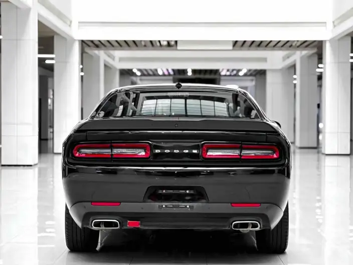 Challenger 2023 Model 3.6L Automatic Rear Drive 5 seat Parallel Imported – фото 5