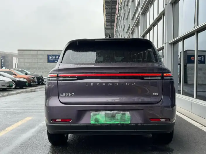 Leapmotor C10 2027 Model EV Edition 660 Smart Edition – фото 5