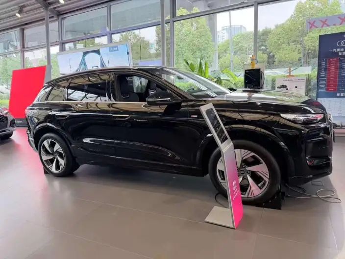 AUDI Q6L e-tron 2026 Model Long Battery Life Pro Edition – фото 5