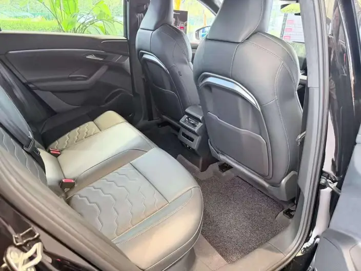 AUDI Q6L e-tron 2026 Model Long Battery Life Pro Edition – фото 6