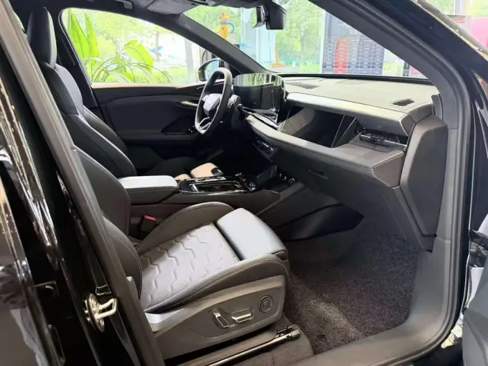 AUDI Q6L e-tron 2026 Model Long Battery Life Pro Edition – фото 8