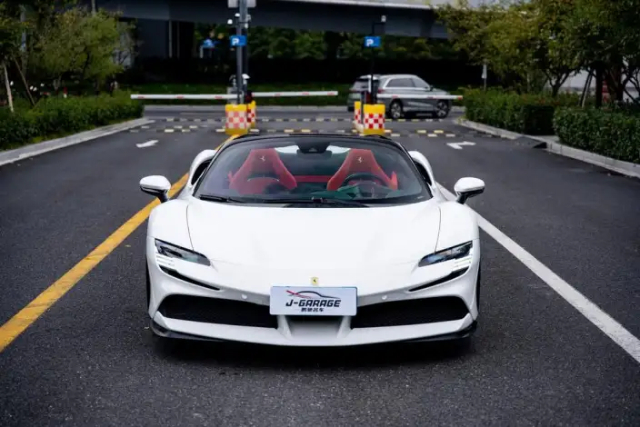 Ferrari SF90 2021 Model 3.9T V8 Spider