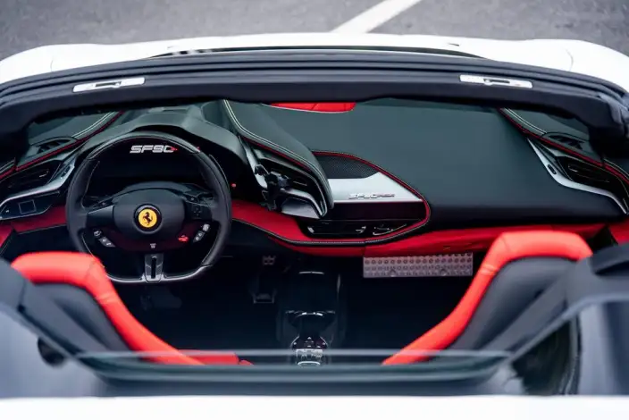 Ferrari SF90 2021 Model 3.9T V8 Spider – фото 10