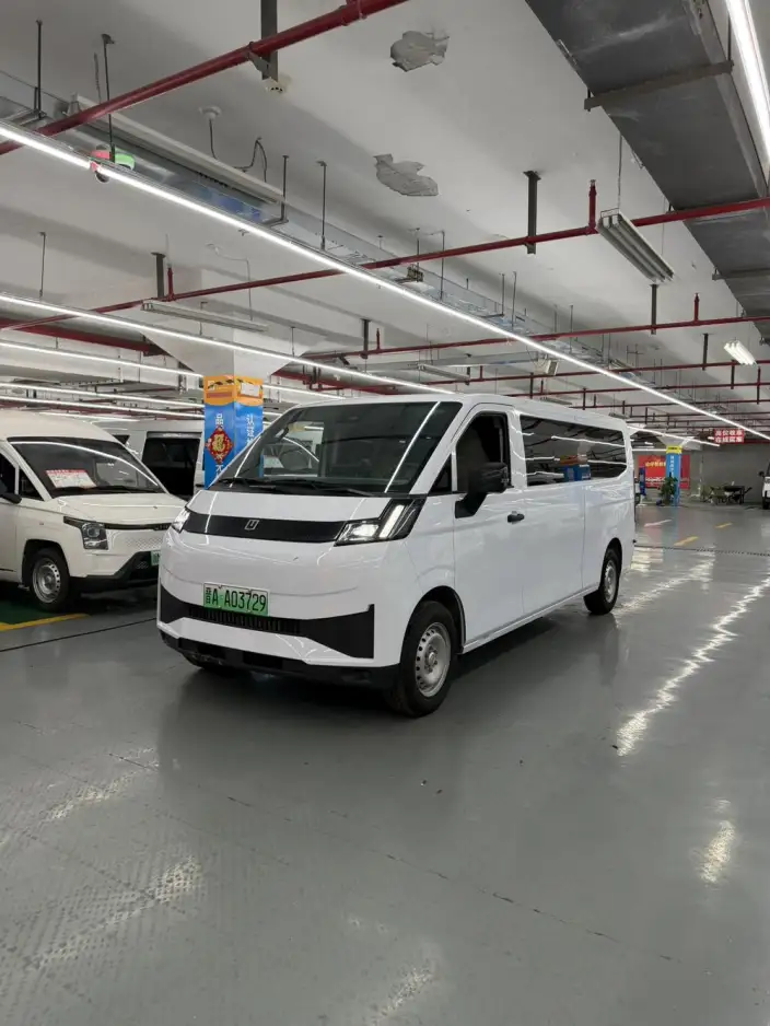 Yuancheng RemoteXingxiang V 2025 Model V8E Farizon Xuanwu 51.4kWh Zhizun Edition – фото 1
