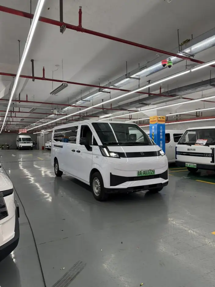 Yuancheng RemoteXingxiang V 2025 Model V8E Farizon Xuanwu 51.4kWh Zhizun Edition – фото 3