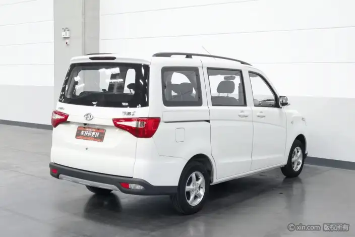 Honor S 2023 Model 1.5L Exclusive Edition Double steam air-conditioned bus JL473QG 7 seat – фото 4