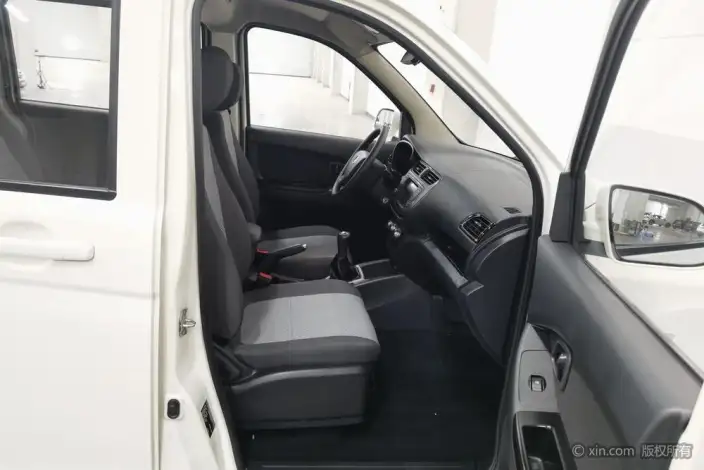 Honor S 2023 Model 1.5L Exclusive Edition Double steam air-conditioned bus JL473QG 7 seat – фото 10