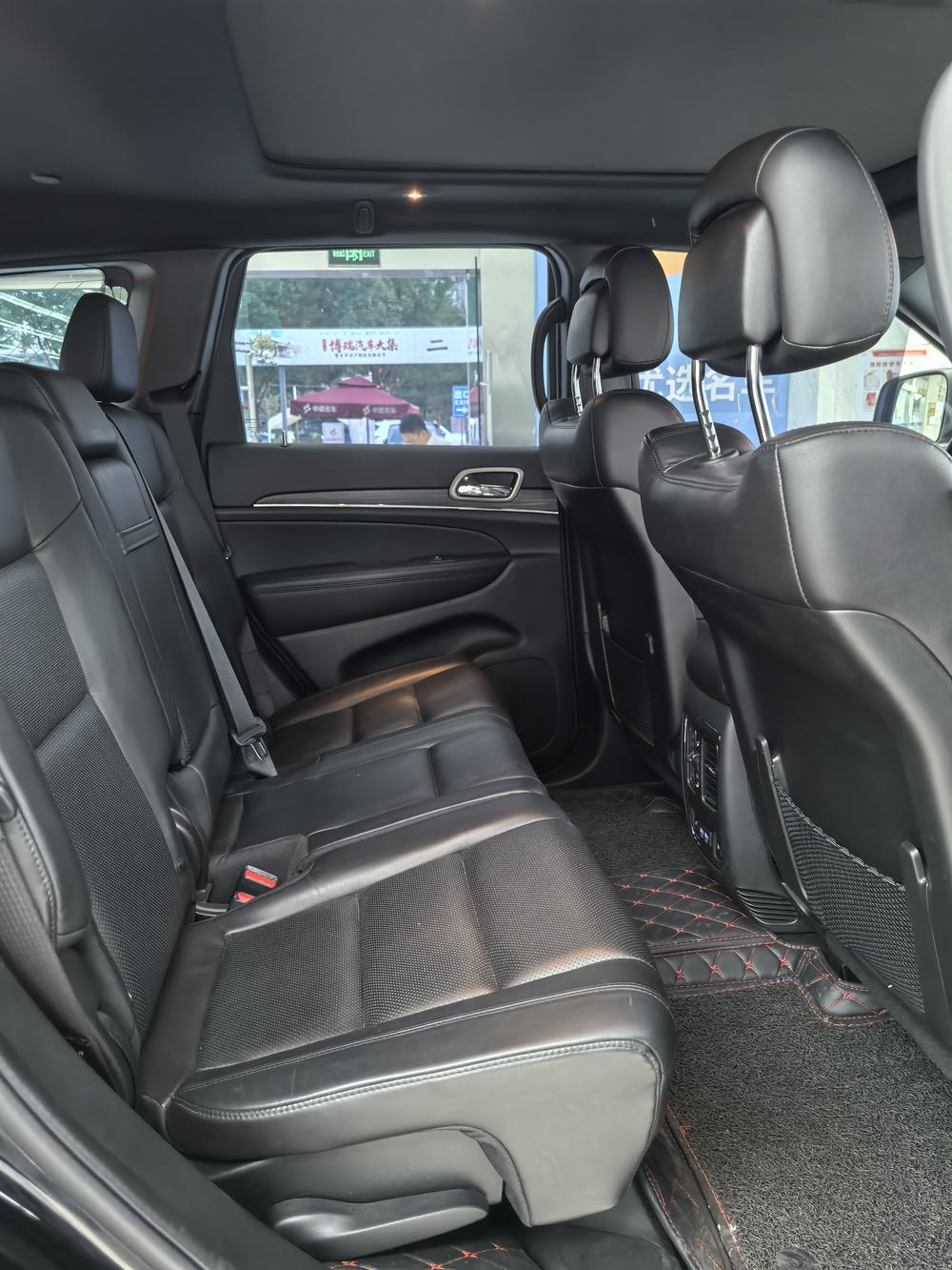 JEEP Grand Cherokee Imported Модель 2021 года 3.0L 80 Anniversary Edition – фото 8