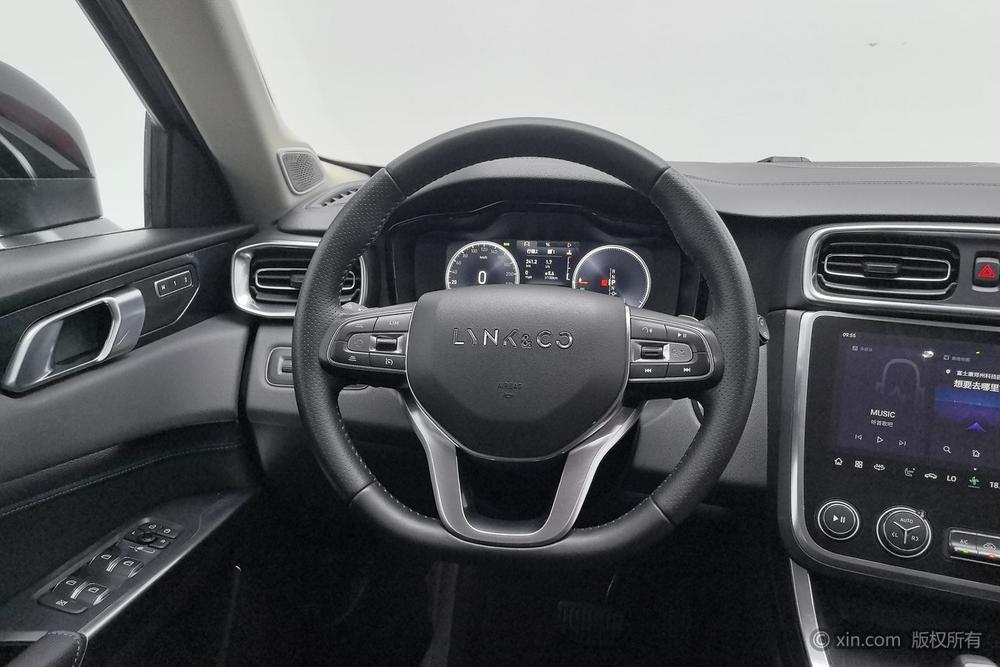 Lynk & Co 01 EM-P Модель 2018 года 1.5T Jin Pro National V – фото 14