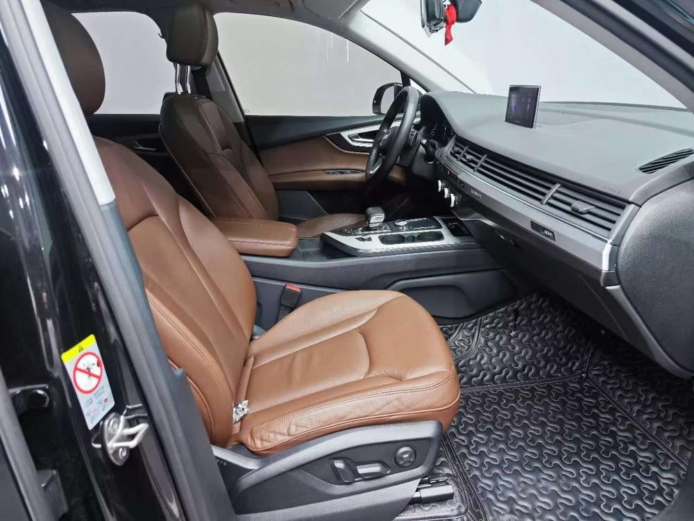 Audi Q7 2016 40 TFSI Comfort – фото 10