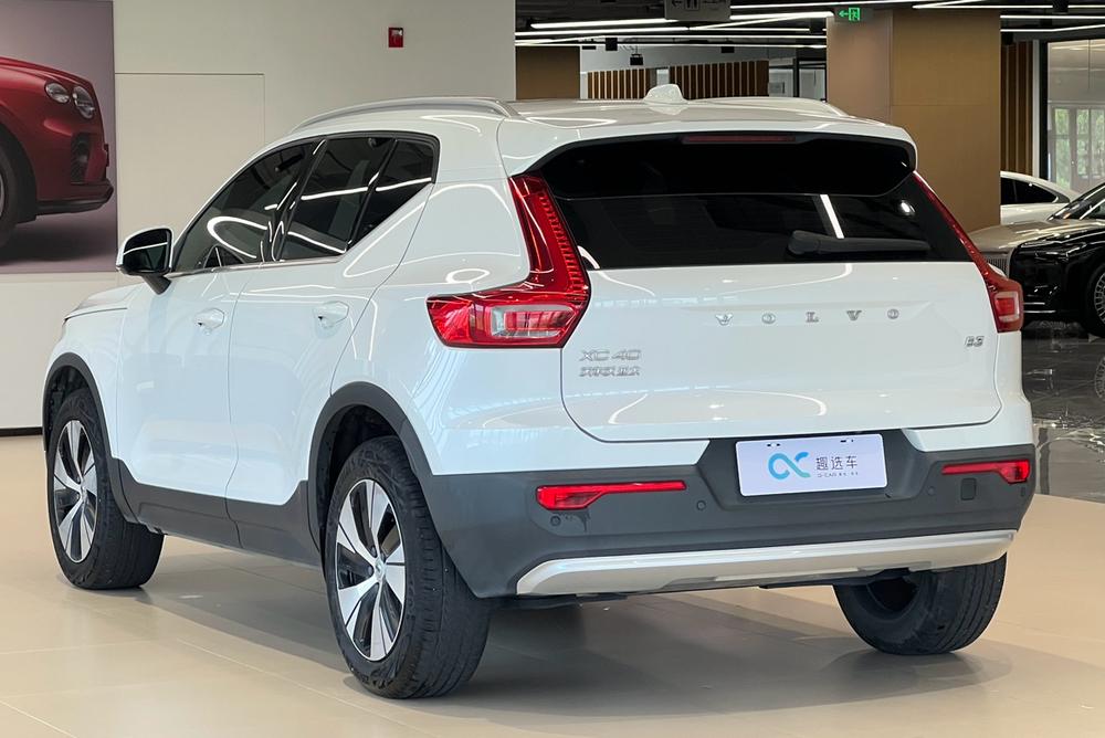 Volvo XC40 2024 B3 Smart Vision Luxury – фото 4