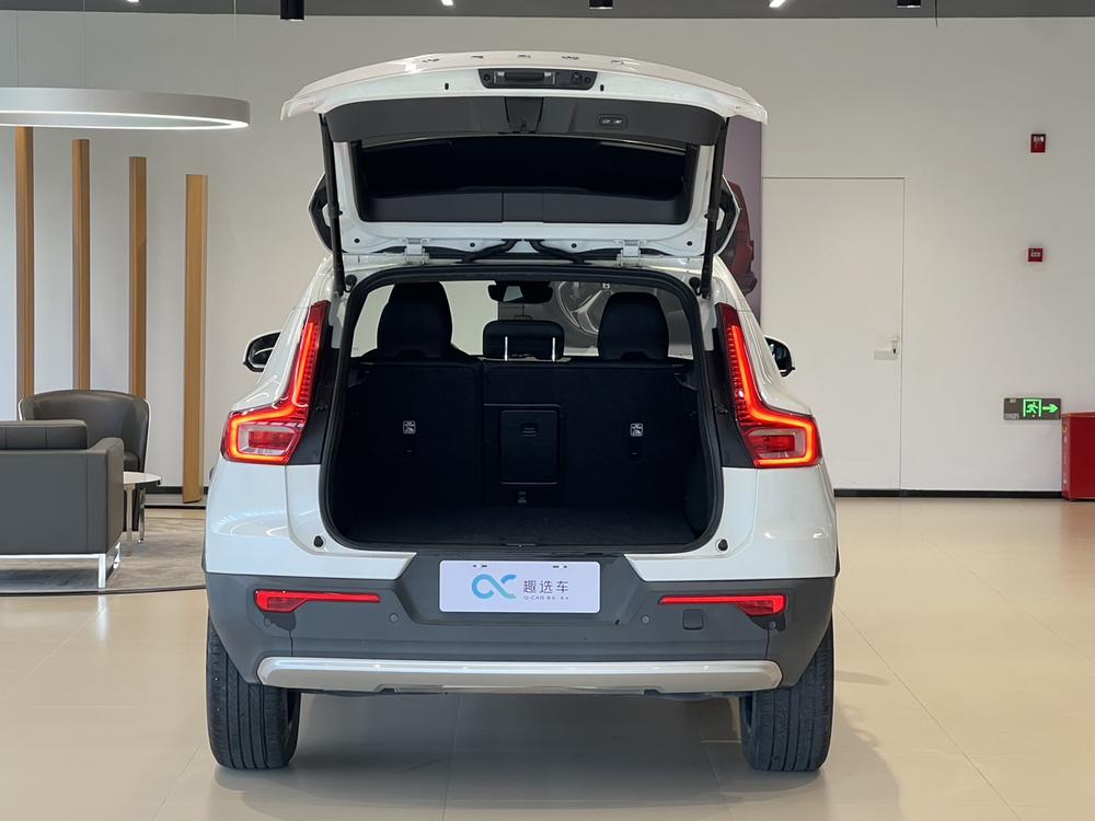 Volvo XC40 2024 B3 Smart Vision Luxury – фото 7
