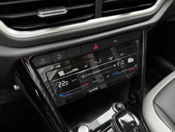 Volkswagen T-Roc 2024 Model 300TSI DSG Chenguang Edition – фото 9