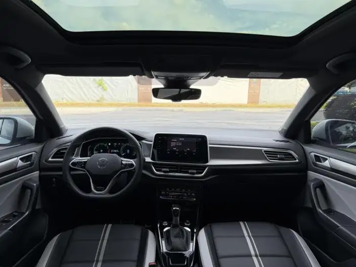 Volkswagen T-Roc 2024 Model 300TSI DSG Chenguang Edition – фото 10