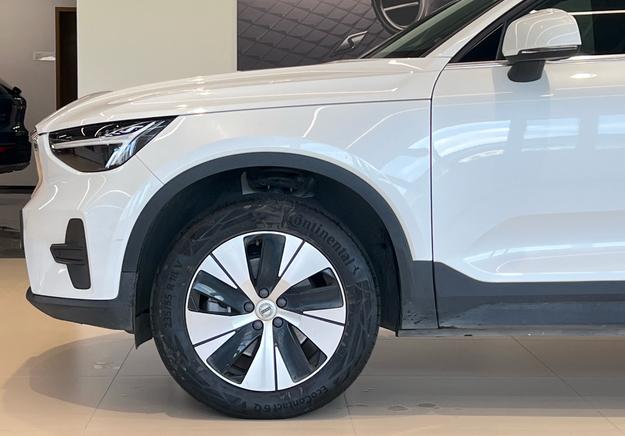 Volvo XC40 2024 B3 Smart Vision Luxury – фото 6