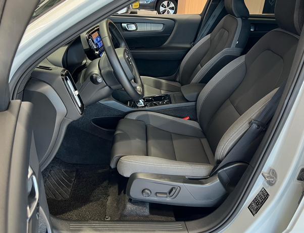 Volvo XC40 2024 B3 Smart Vision Luxury – фото 16