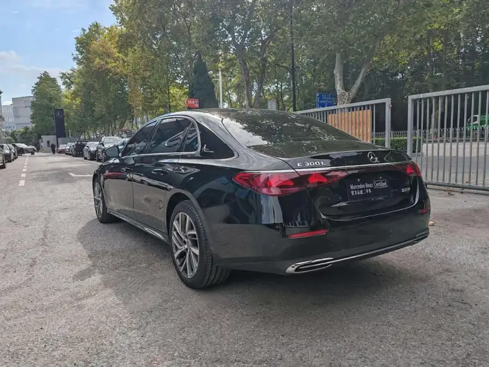 Mercedes-Benz E-Class 2024 Model Facelift E 300 L Fashion Model sedan – фото 5