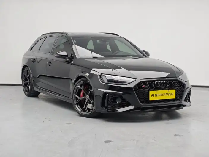 Audi RS 4 2024 Model RS4 2.9T Avant Burning engine Edition