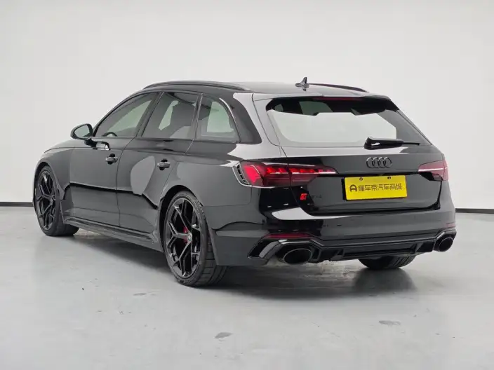 Audi RS 4 2024 Model RS4 2.9T Avant Burning engine Edition – фото 5