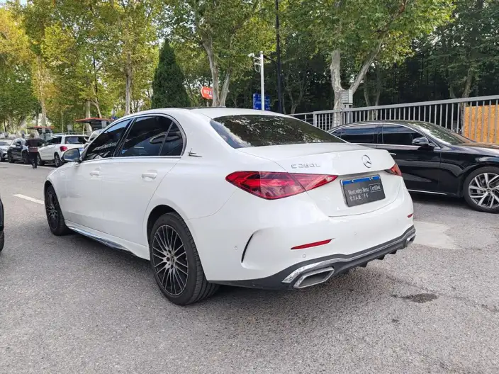 Mercedes-Benz C-Class 2025 Model C 260 L Sports Edition – фото 4