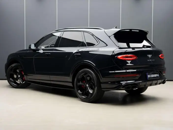 Bentayga 2022 Model 4.0T V8 S – фото 3