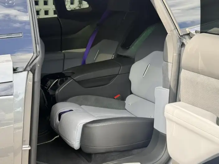 HiPhi Z 2023 Model 4 seat Edition – фото 8