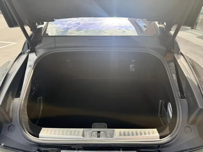 HiPhi Z 2023 Model 4 seat Edition – фото 10