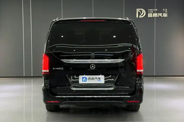 Mercedes-Benz V-Class 2022 Model V 260 L Long wheelbase Deluxe Edition – фото 4