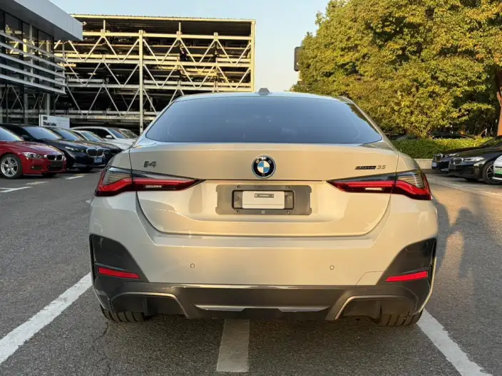 BMW i4 2023 Model eDrive35 – фото 4