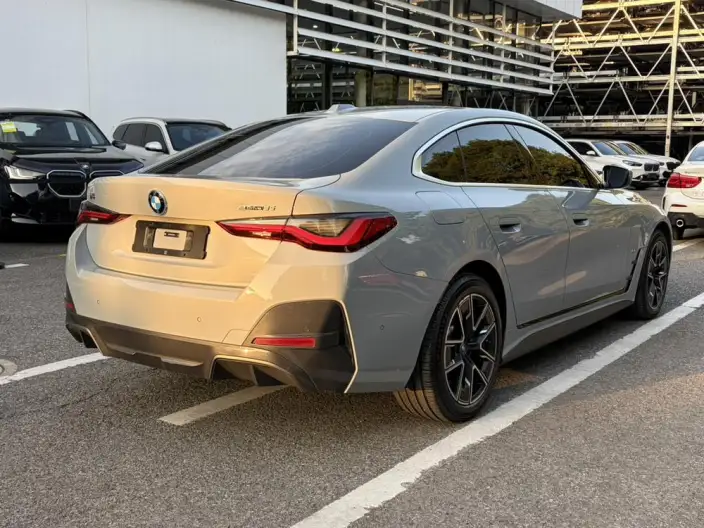 BMW i4 2023 Model eDrive35 – фото 5