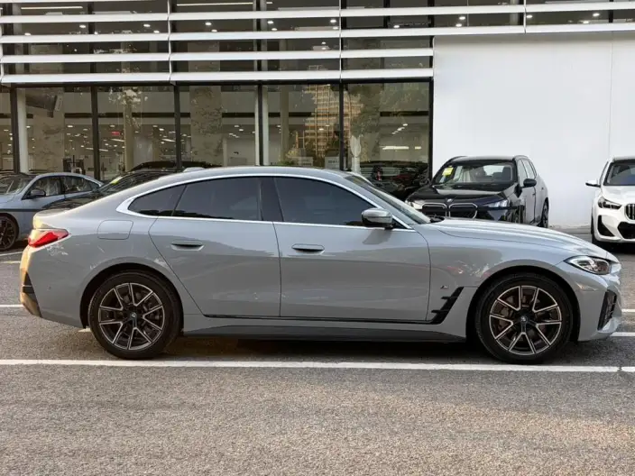 BMW i4 2023 Model eDrive35 – фото 6
