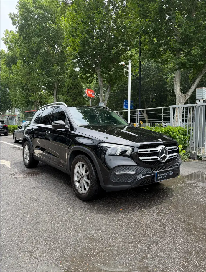 Mercedes-Benz GLE Imported 2022 Model GLE 350 4MATIC Fashion Model – фото 3