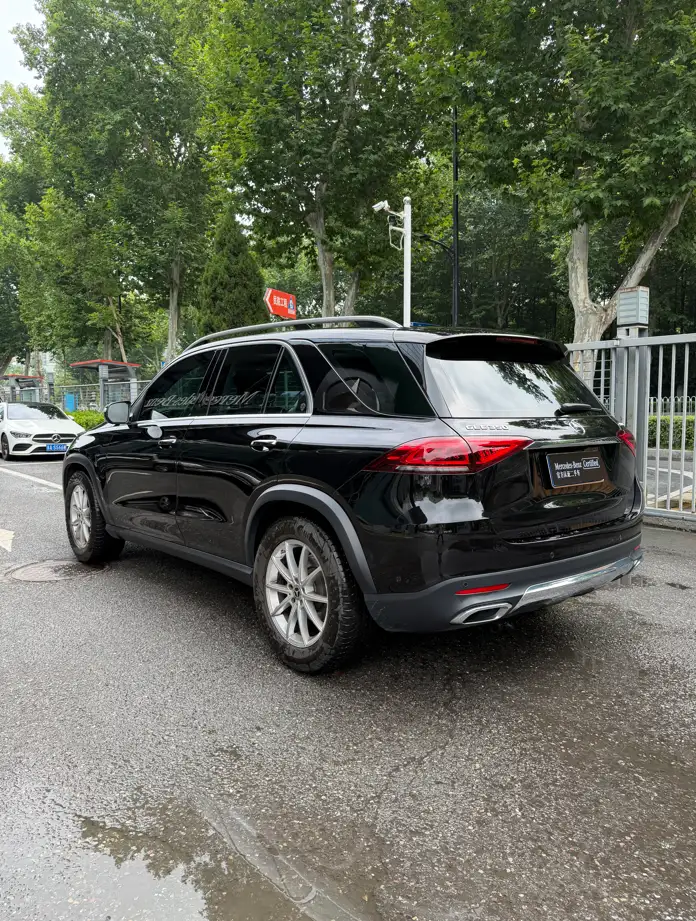 Mercedes-Benz GLE Imported 2022 Model GLE 350 4MATIC Fashion Model – фото 4
