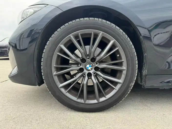 BMW 3 Series 2023 Model 325i M Sports Night Set – фото 6