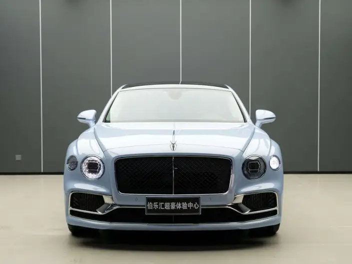 Continental Flying Spur 2024 Model 4.0T V8 Standard Edition – фото 2
